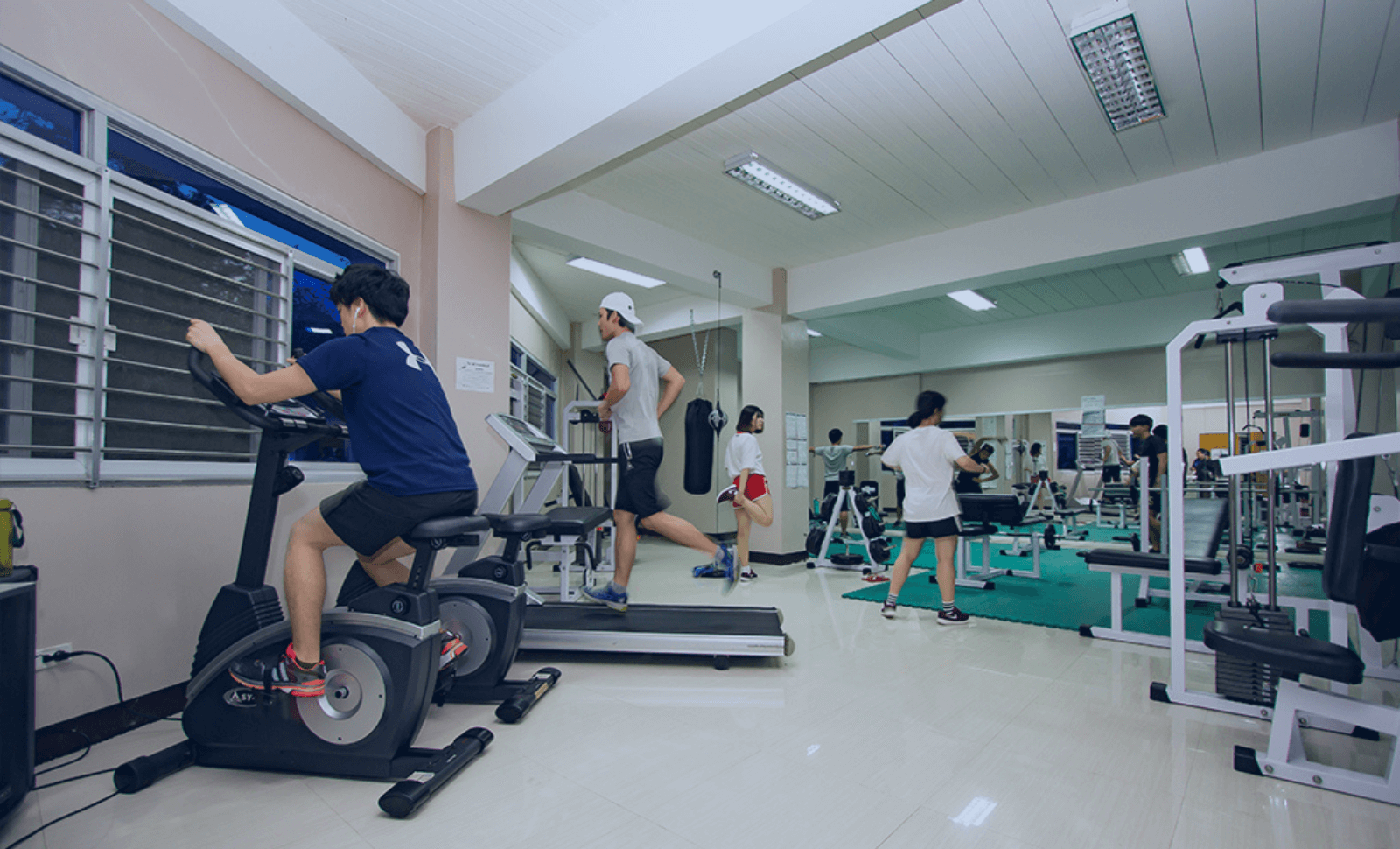 トレーニングジム