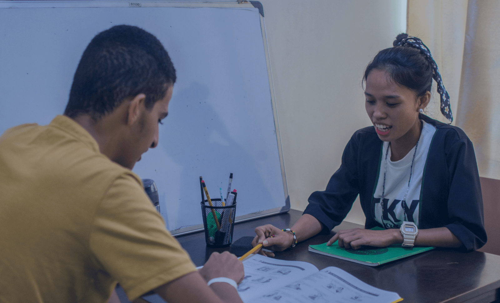 マンツーマン英語レッスン風景