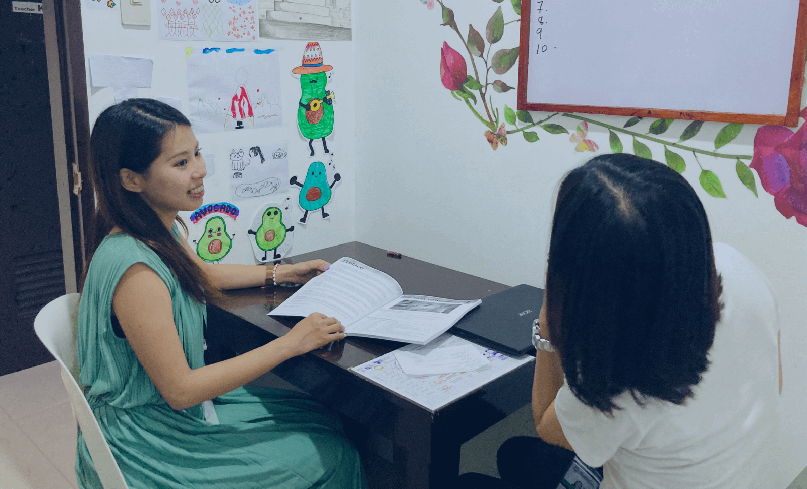 マンツーマン英語レッスンの様子