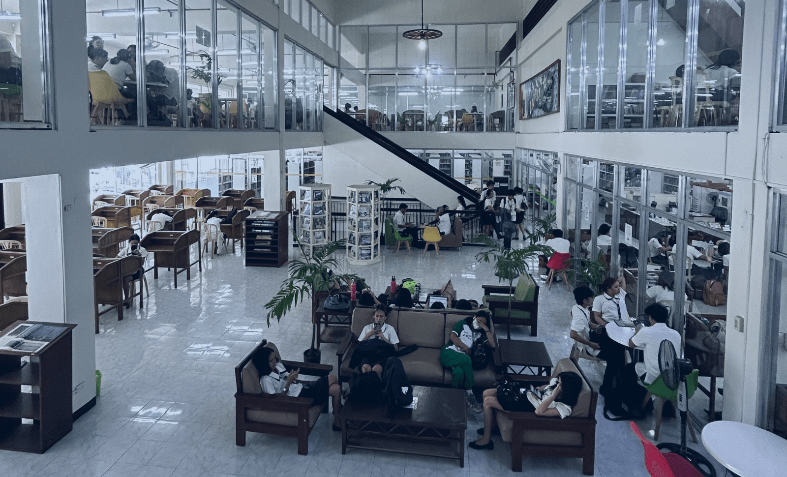 ラサール大学図書館